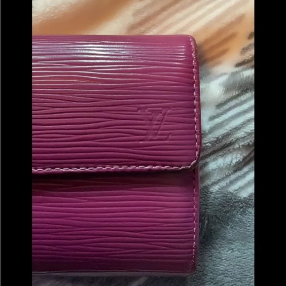Louis Vuitton Pink Epi Leather Chain Wallet - Picture 13 of 15